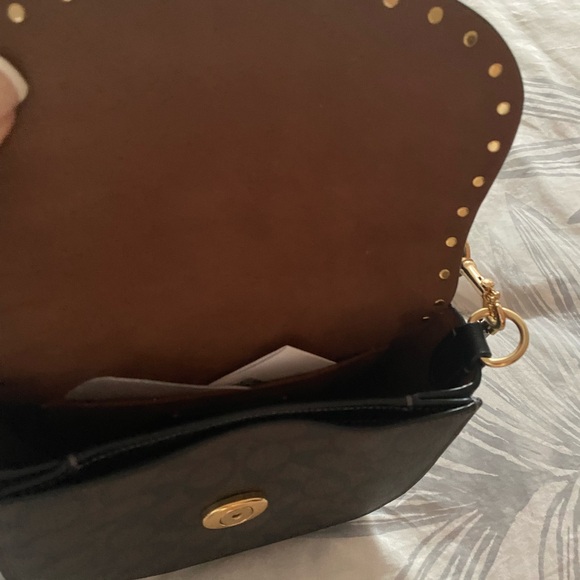 Coach Crossbody like new - Picture 8 of 11